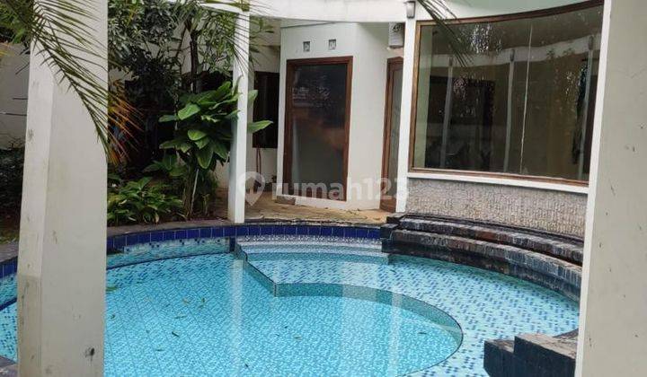 Rumah Di Lingkungan Executive Patra Kuningan SHM 1