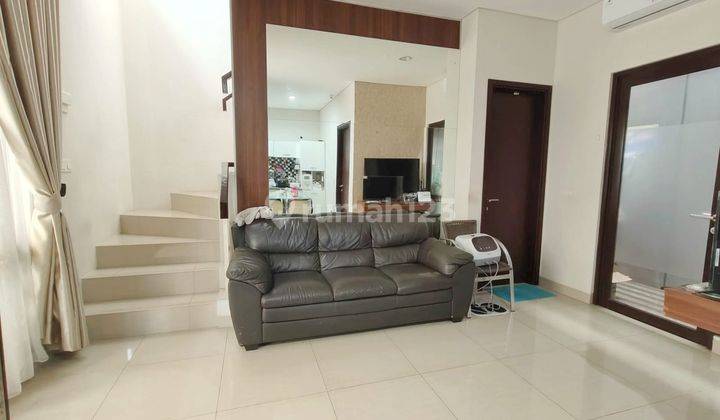 Dijual Rumah Murah Banget Bsd Mozia Cantik Furnished Shm - Sertifikat Hak Milik 2