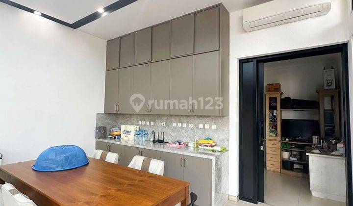 Jual Cepat Rumah Cantik Furnish Taman Himalaya Lippo Karawaci  1