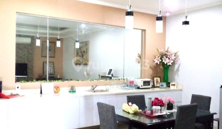 Rumah Cantik Luas Taman Aries Kembangan 3 Lantai Shm