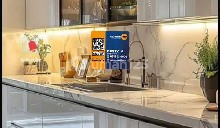 Quick Sale Beautiful 3-Story House with Rooftop, Comfortable, Neat, Ready to Occupy in Kelapa Gading