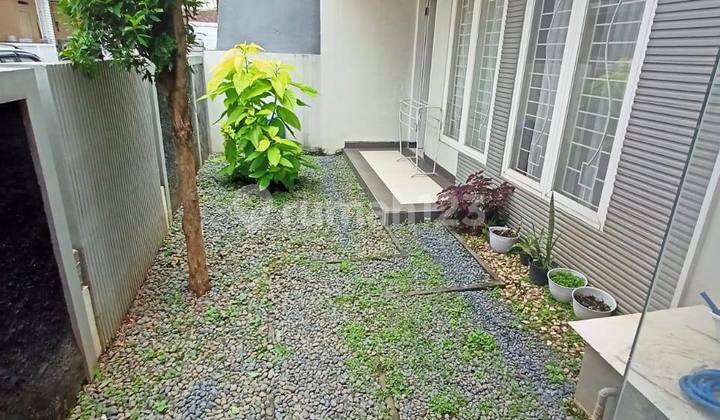 Rumah Bersih Terawat 2 Lantai 4 Kamar Semi Furnished Perumahan Borobudur Agung Barat Lowokwaru Malang 2