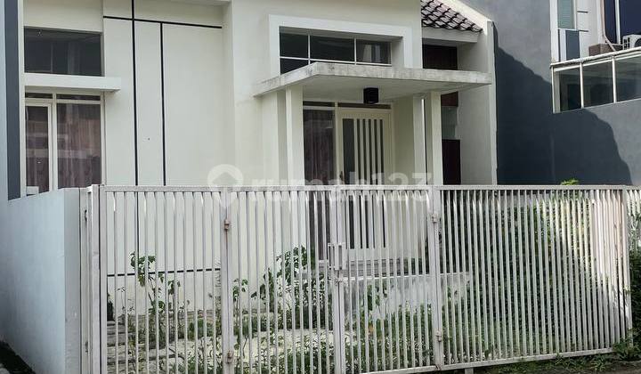 Rumah di Pandanwangi, Sulfat, Malang Rumah di Pandanwangi, Sulfat, Malang