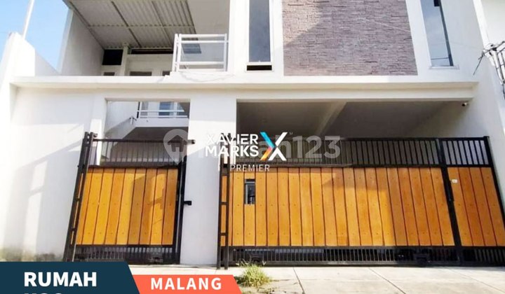 Rumah Kost Ekslusif Aktif 15 Kamar Tidur, Fasilitas Lengkap, Full Penghuni