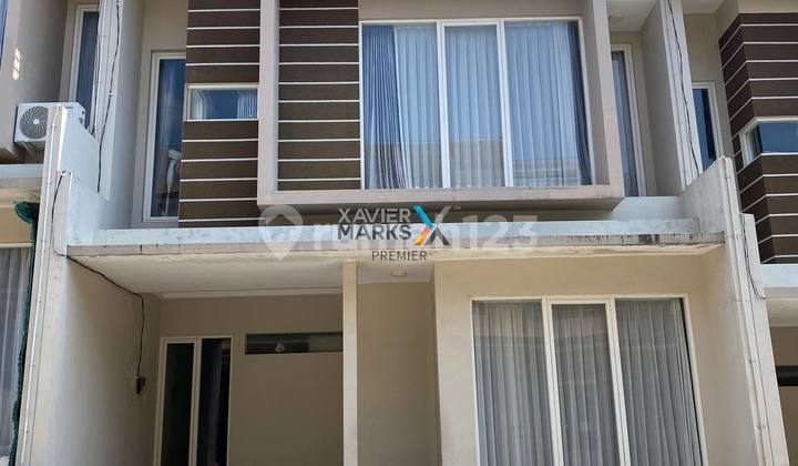 Villa 2 Lantai Selangkah Dari Museum Angkut dan Jatim Park 1 di Abdul Ghani Kota Batu Malang