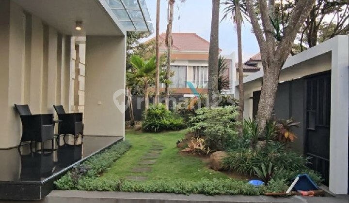 Rumah Mewah Full Furnished Lokasi Boulevard Araya Golf Malang 2