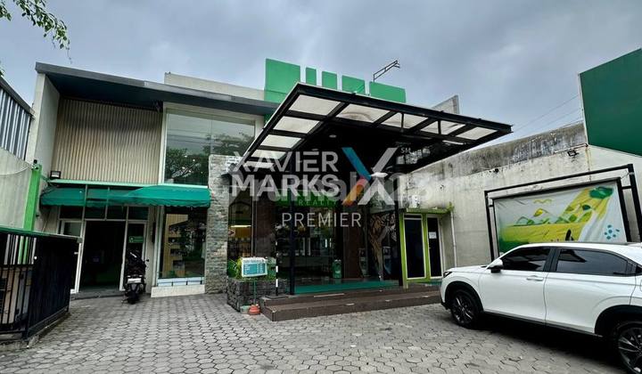 Rumah Usaha Komersial di Jalan Poros Soekarno Hatta Malang