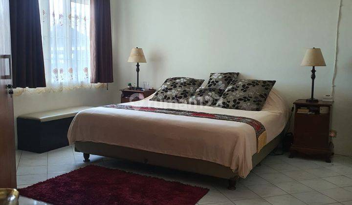 Villa Bagus Furnished SHM Termurah di Depan Pantai Pasauran. 15