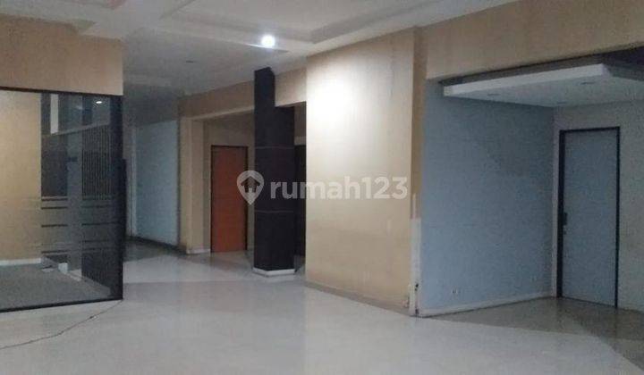 Disewakan Ruko Strategis Jl. Dr. Ratulangi 2