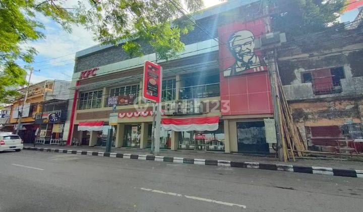 Ruko Sewa Tengah Kota Dekat Pantai Losari 1