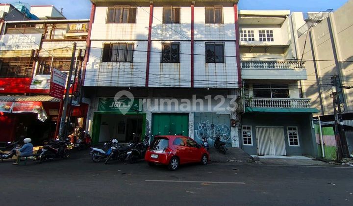 For Sale or For Rent Shop House on Jl. Bandang, Makassar 1