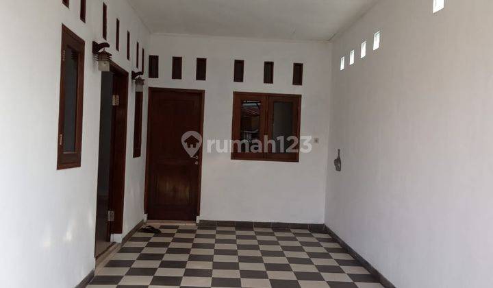 Disewakan Rumah Tinggal Lubang Buaya 3 Kamar 2
