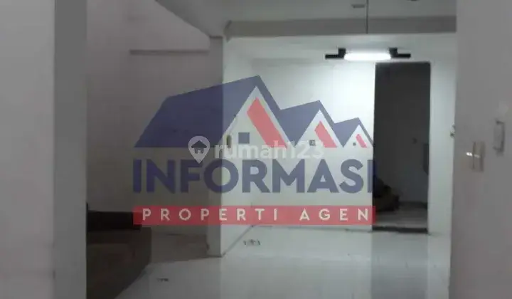 Rumah Rapi Dan Terawat, Siap Huni, Lingkungan Nyaman Taman Alfa Indah, Jakarta Barat 1