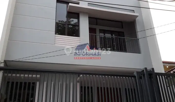 Rumah Siap Pakai. Minimalis Taman Alfa Indah, Jakarta Barat 1