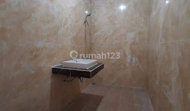 DIJUAL CEPAT RUMAH 2 LANTAI DI TANJUNG BUNGA MAKASSAR 5