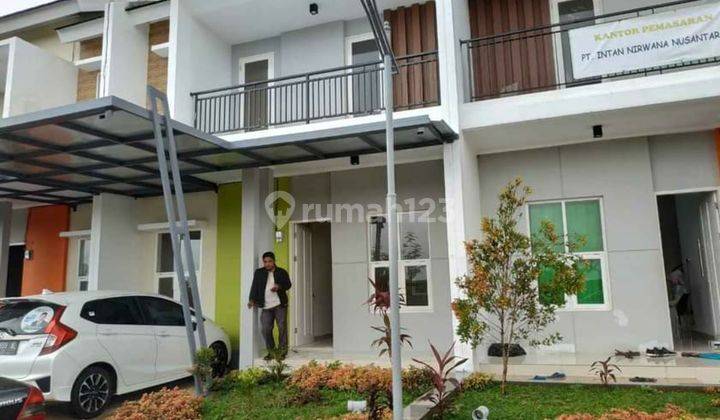 DIJUAL RUMAH 2 LANTAI DI KAWASAN PEMANCINGAN WADUK BORONG 6