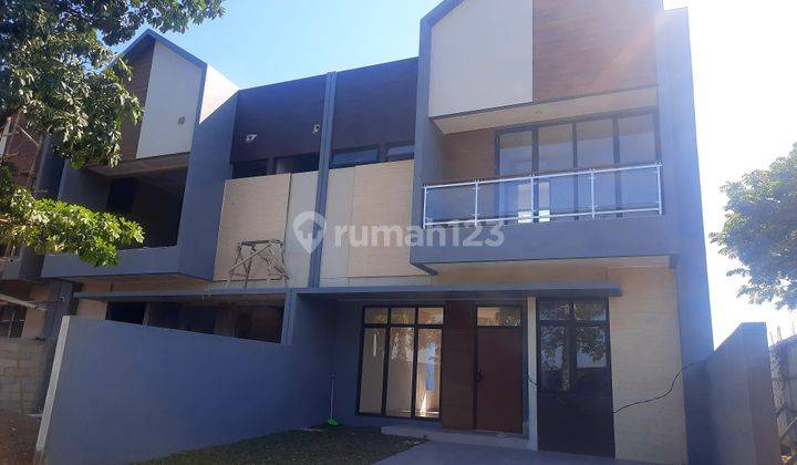 RUMAH MEWAH DI ROYAL SPRING HERTASNING BARU 3