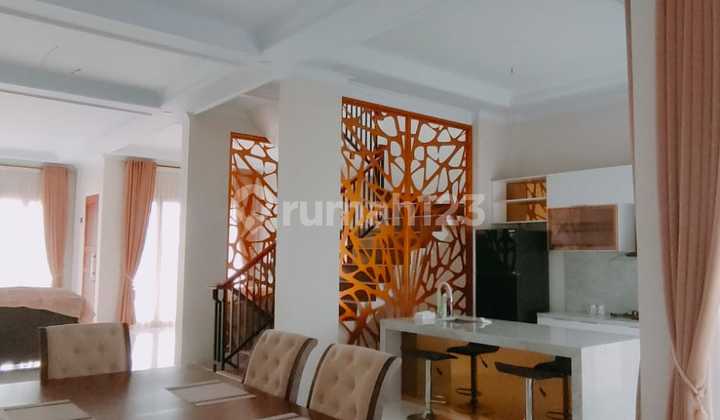 Rumah Mewah di Jalan Tamangapa Raya 3 Kompleks Makkio Baji 10
