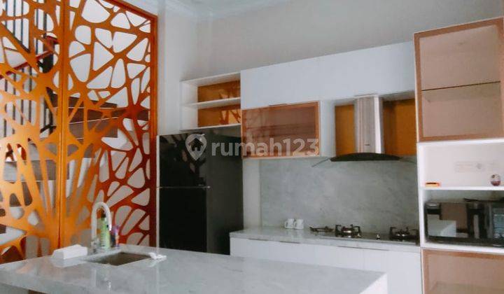 Rumah Mewah di Jalan Tamangapa Raya 3 Kompleks Makkio Baji 12