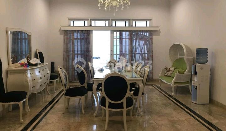 Rumah Mewah Sarijadi Setiabudi Kota Bandung Dekat Pvj Mall