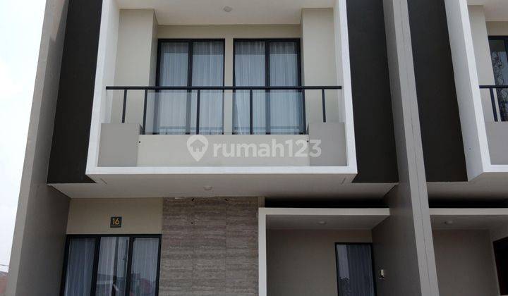 RUMAH BARU MODEREN DI KOMPLEK ELIT BATUNUNGGAL BANDUNG AKSES TOL BUAH BATU& MOH.TOHA,SIAP HUNI 2