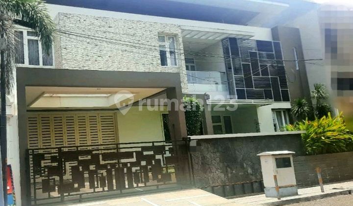 Rumah Furnished Mewah Siap Huni Dekat Tok Karawang Barat 1