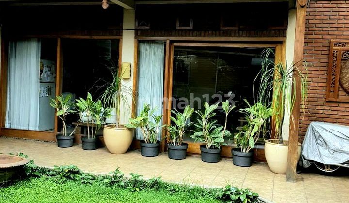 Rumah Klasik Udara Sejuk Sayap Dago Cigadung Kota Bandung