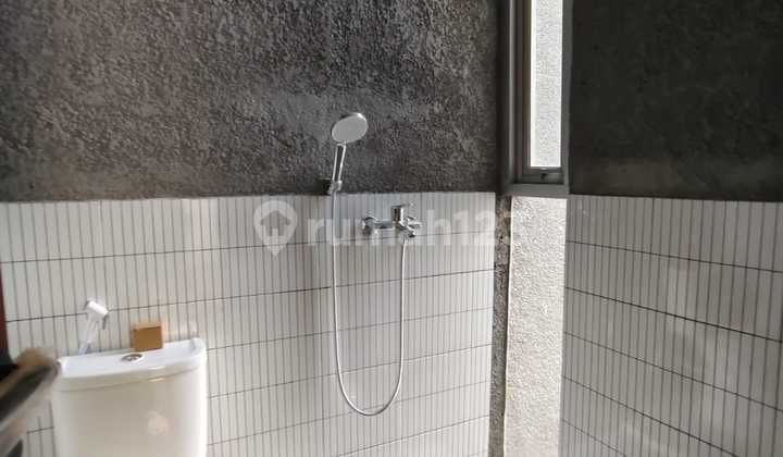 Rumah Baru Cisaranten Arcamanik Kota Bandung Moderen Industrial 2