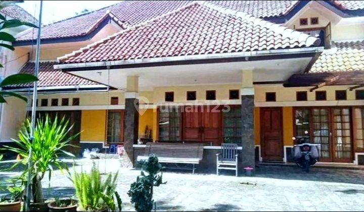 Rumah Lokasi Premium Dago Kota Bandung Strategis Dekat Unisba 1