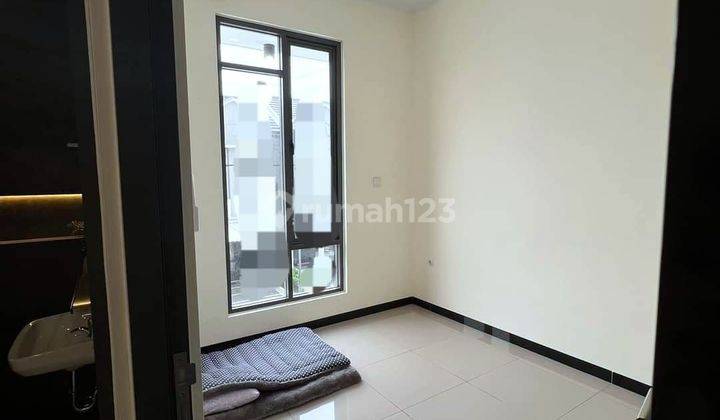 Rumah Siap Huni Baru Di Taman Kopo Kota Bandung Semi Furnished. 2