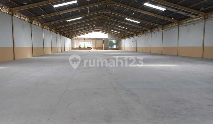 Disewakan Gudang di Jl Raya Cakung Pulo Gadung, Jakarta Timur Disewakan Gudang di Jl Raya Cakung Pulo Gadung, Jakarta Timur