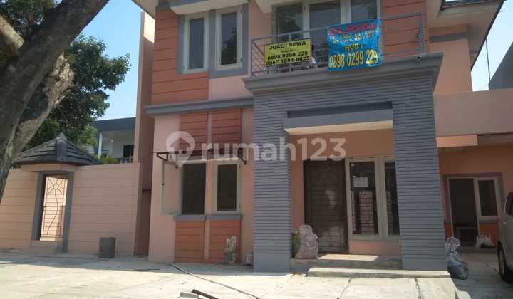 Dijual Rumah Baru Dekat Kolam Renang, Aeon Mall di Kota Deltamas