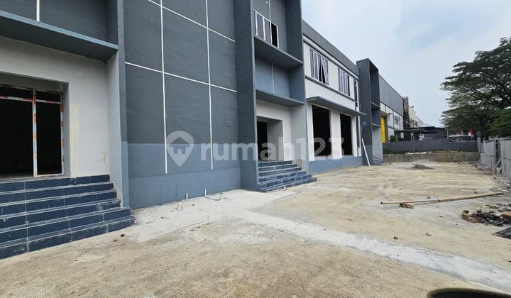 Gudang Baru di Jalan Sungkai Delta Silicon Samping Hankook Gudang Baru di Jalan Sungkai Delta Silicon Samping Hankook