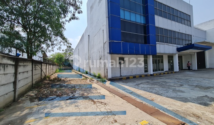 Sewa Gudang Industri SFB Parkiran Luas di Jababeka 5 Cikarang Sewa Gudang Industri SFB Parkiran Luas di Jababeka 5 Cikarang