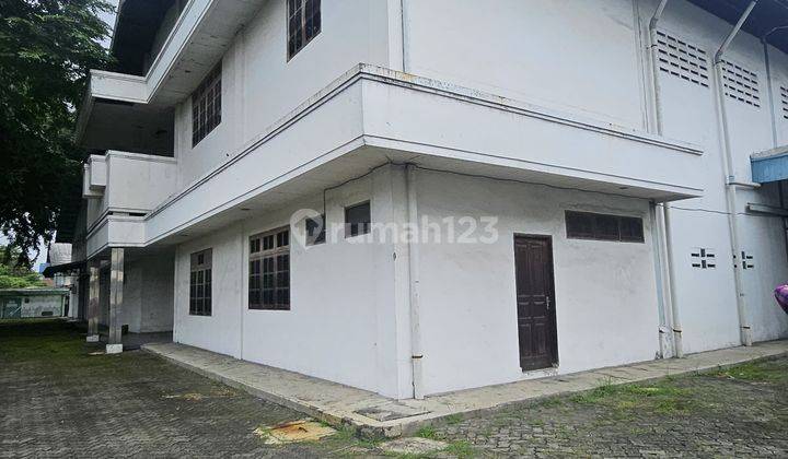 Sewa Pabrik ada 2 Gedung Tingkat dan Gudang di Lippo Cikarang
