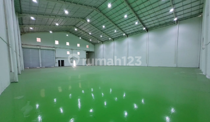 Gudang Loading Dock Lantai Full Epoxy di Delta Silicon 6 Cikarang