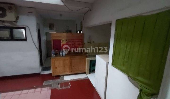 Dijual Rumah Kos2an di Jalan Mampang 5