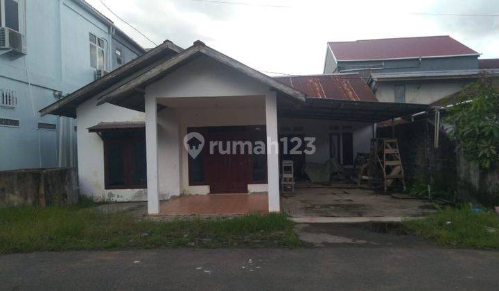 Disewakan Rumah Belakang Ruko Jl Perdamaian Pontianak 2