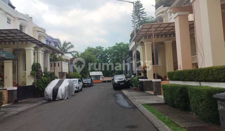 Disewakan rumah kelapa gading bukit gading mediterania 3 tk LT 6 x 18 4+1 KT Furnish hampir lengkap 2