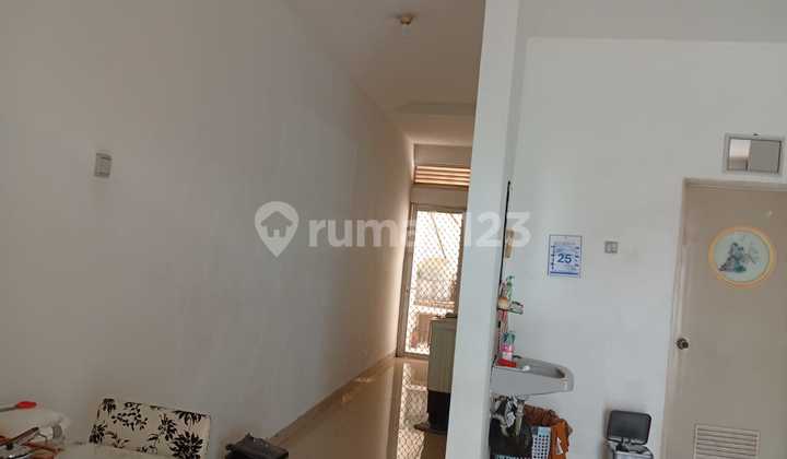 For sale modern garden cluster house in Cakung near Kelapa Gading, 2 floors, land area 120 m2, must sell. 2