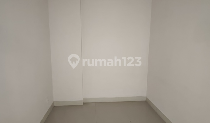 Dijual apartemen oak tower kelapa gading pulogadung cakung LB 42 m2 2 KT lantai 5 view kolam renang 2