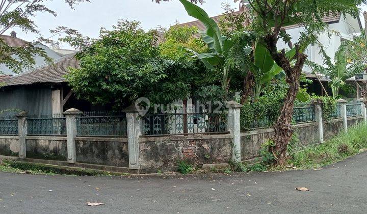 Rumah Bangunan Lama Hitung Tanah di Kav DKI Duren Sawit 1