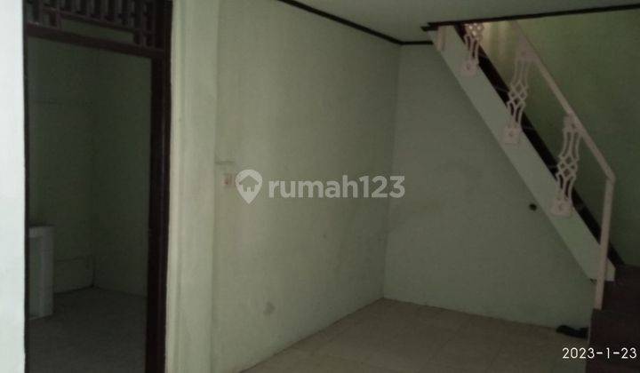 Rumah 2 Lantai Bagus dan Asri Di Slipi Jakarta Barat 2