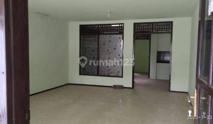 Rumah 2 Lantai Bagus dan Asri Di Slipi Jakarta Barat 1
