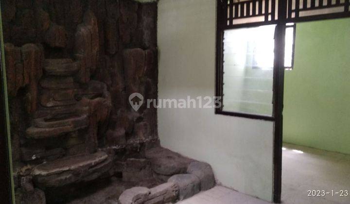 Rumah 2 Lantai Bagus dan Asri Di Kemanggisan 7