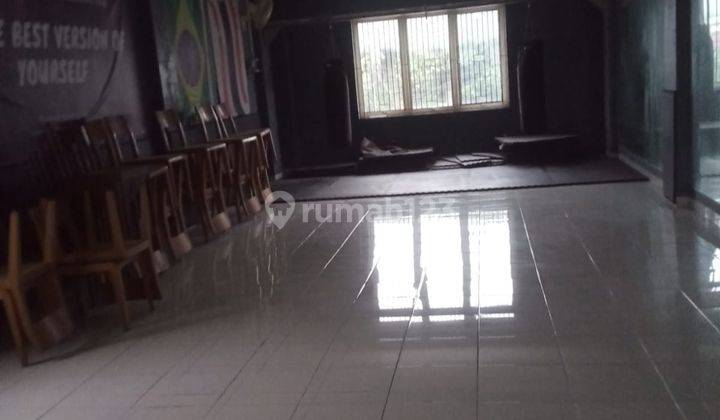 Ruko 3,5 Lantai di Karang Tengah Strategis dan Ramai 3