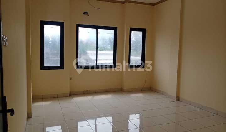 Ruko Pinggir Jalan Siap Pakai Di Meruya Strategis