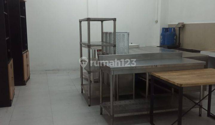 Ruko 3,5 Lantai Strategis Di Karang Tengah 7