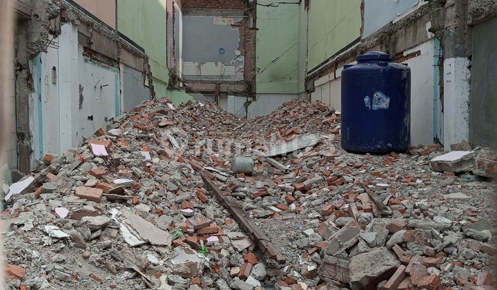 Land Cosmos Garden Kedoya West Jakarta Suitable For Business