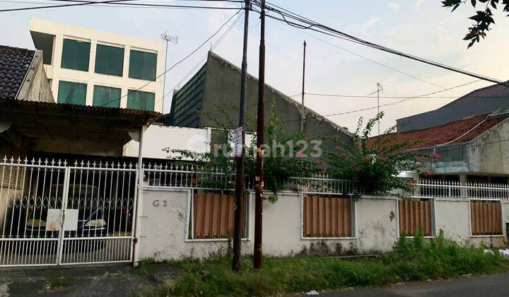 Rumah Hitung Tanah Di Karmel Kemanggisan Jakarta Barat 1